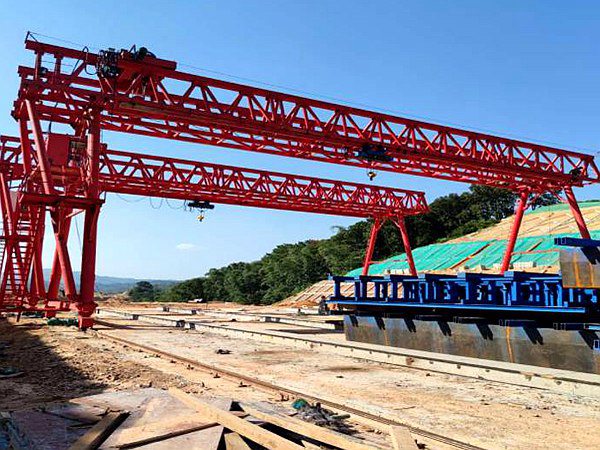 西藏阿里龙门吊厂家