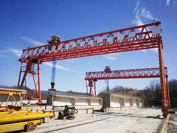 河南驻马店门式起重机厂家一线消息