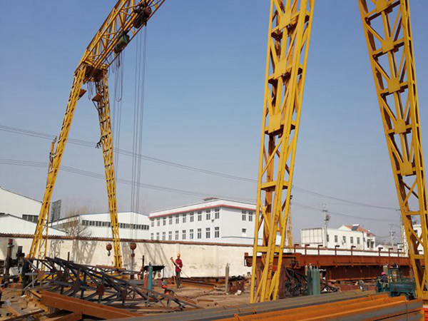 安徽蚌埠龙门吊厂家跨度可以