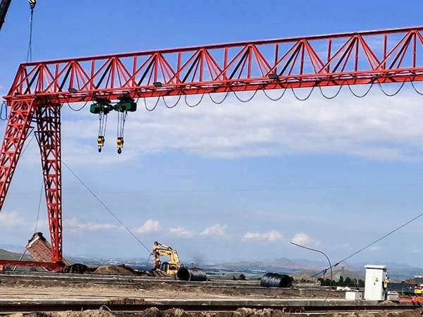 湖南株洲龙门吊公司跨度9米