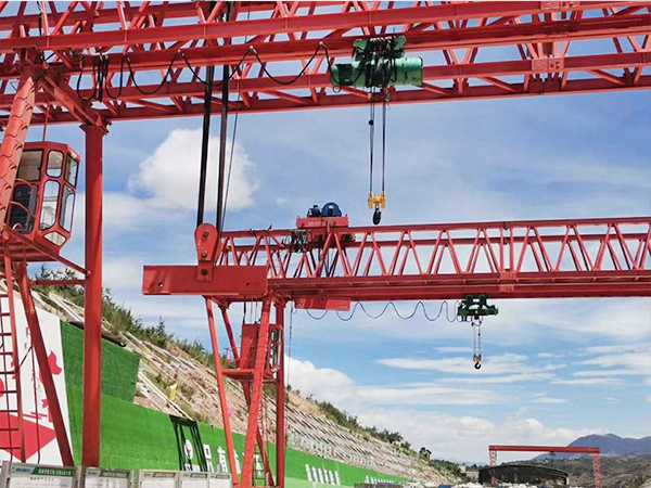 江西南昌龙门吊公司9成新